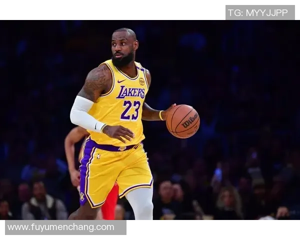 足球明星在赛场外的愚蠢行为盘点与反思